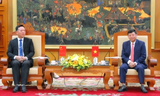 Phó Chủ tịch UBND tỉnh Ngô Tân Phượng tiếp đoàn công tác Đại sứ quán Trung Quốc tại Việt Nam